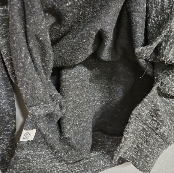 Bundle of Iowa Hawkeyes Sweater and Top - Picture 13 of 16